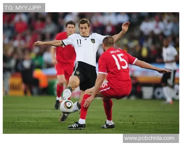 2010年世界杯经典对决德国与英格兰高清回顾与精彩瞬间分析